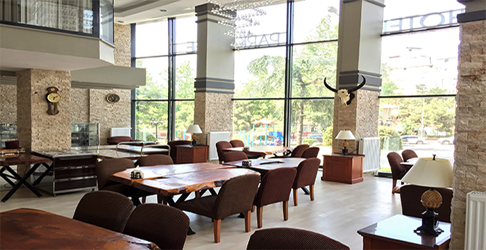 Grand Park Hotel Çorlu lobi ve oturma alanı